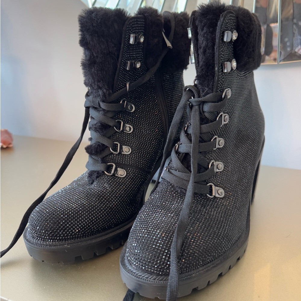Jennifer Lopez Glittery Black Lace-Up Boots